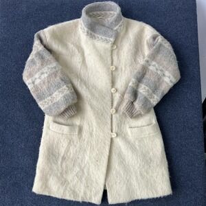 Hilda Ltd Wool Coat Womens Medium Ivory Gray Lined Button Front Icelandic Wool